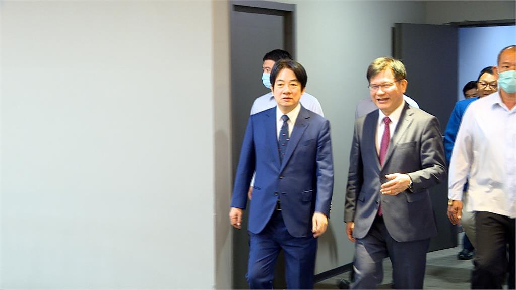 藍委喊「現在換人還來得及」 侯:謠言很多 要團結對外