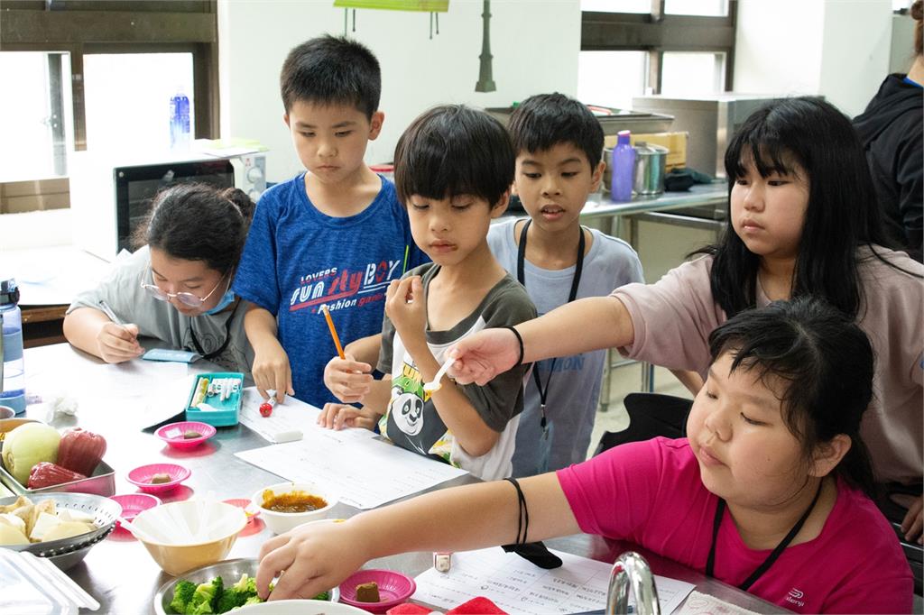 好侍食品攜手宜蘭縣政府與大享食育協會辦理食農體驗營