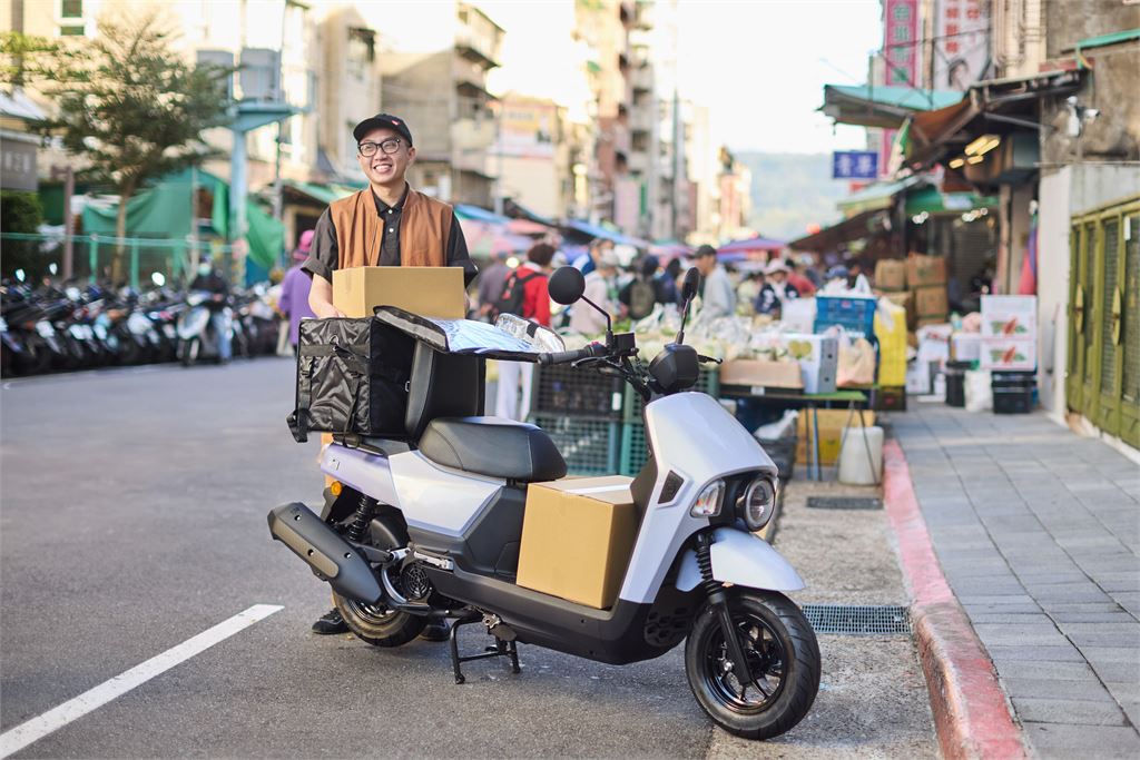 多功能車再進化！SYM 4MICA搭載ZRSG 3.0競能電驅升級上市