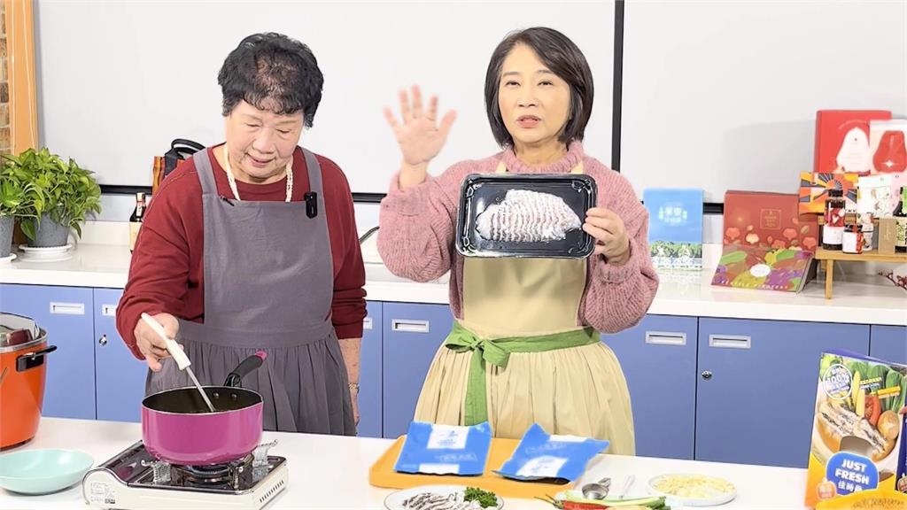 周春米找母親合錄年菜影片 母女鬥嘴互動逗趣
