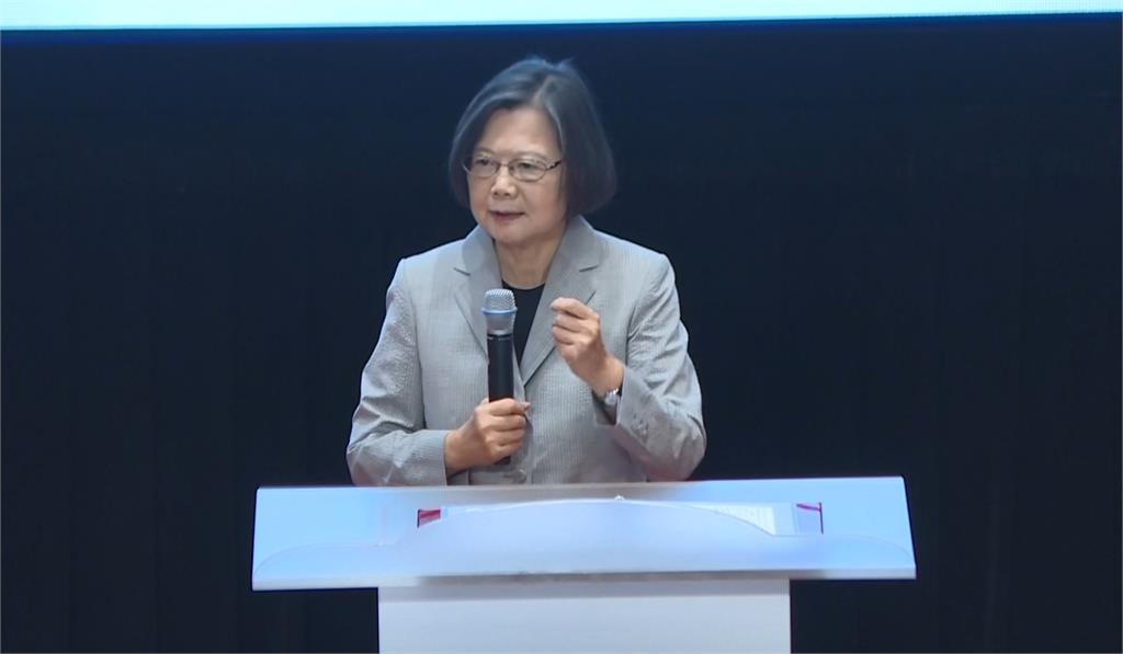 陳其邁高雄辦簽書會「電話梗」發酵　賴瑞隆先喊話
