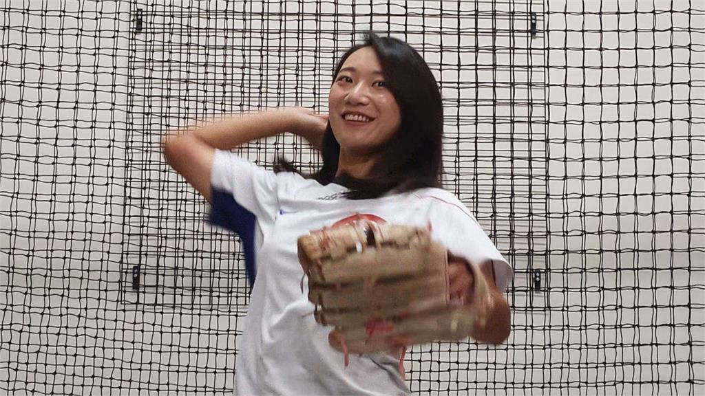 最強空服員!張甄芸初登板2局無失分 台灣隊挺進世界盃女子棒球決賽