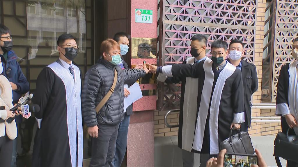 月繳3000元做公益收據卻開「管理費」? 多名加盟主到北檢按鈴申告廖老大詐欺