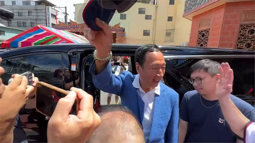 郭台銘傳出4年前曾動念買親民黨? 柯文哲:最近不敢接他的電話