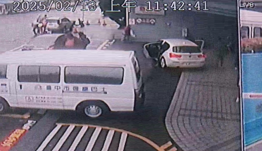 快新聞/送澳門2歲女童就醫4分鐘狂飆搶命! 一路急喊「救人喔」行車紀錄器全紀錄