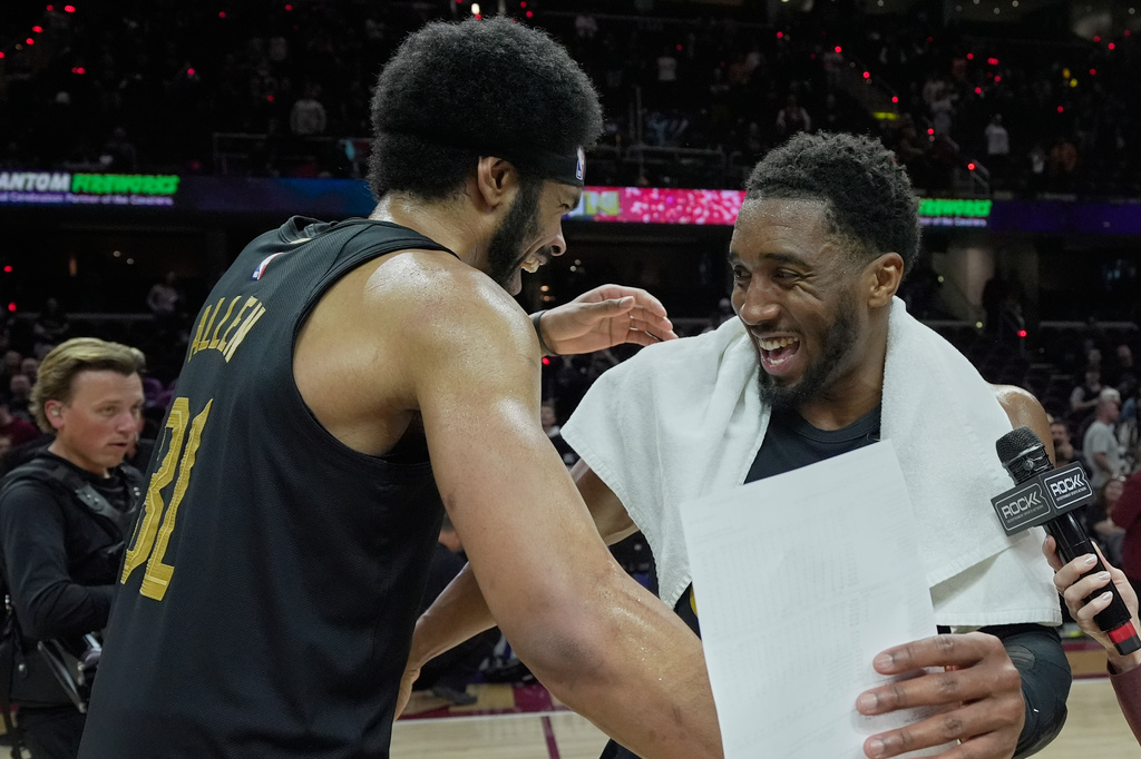 NBA(影)／騎士「爆炸頭」中鋒寫下比肩詹皇隊史紀錄！第七戰主場擊敗暴龍晉級