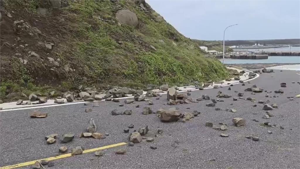 中颱「杜蘇芮」重創澎湖 離島道路柔腸寸斷災情慘
