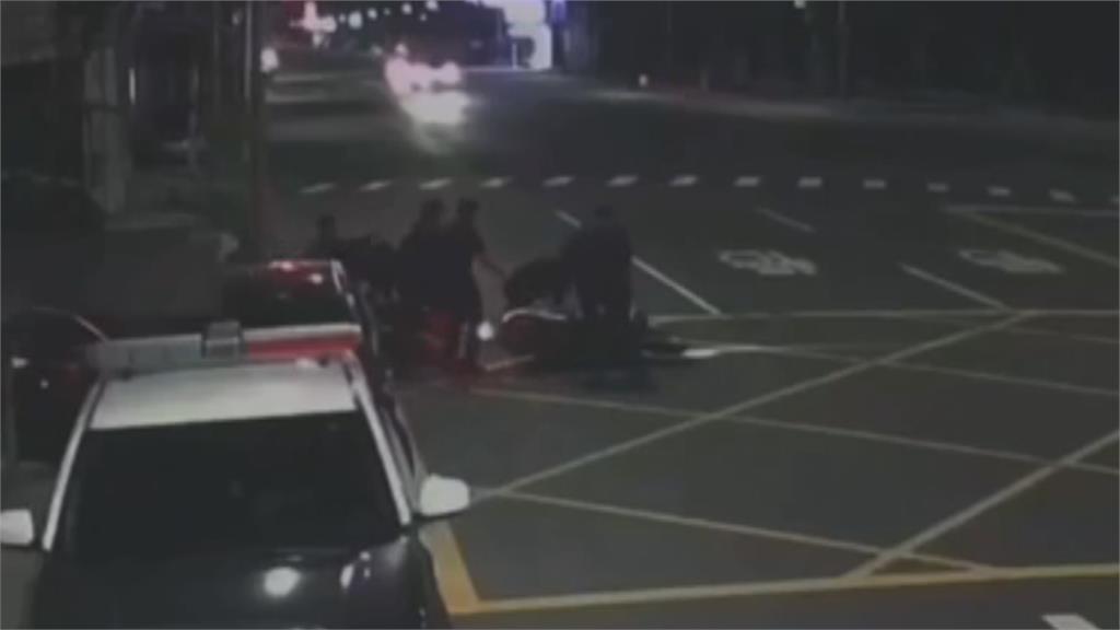 哪來想法?毒品通緝犯遭逮移送 亡命鴛鴦執行「逃脫計畫」遭警壓制