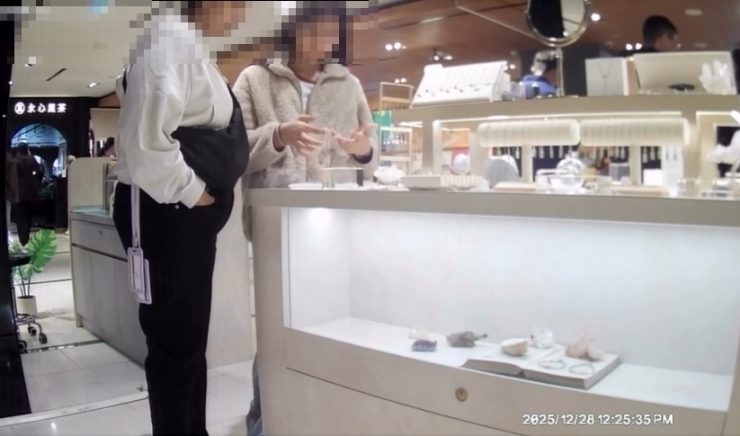 2印度籍女子百貨偷6千元手鍊　警獲報全力追緝中