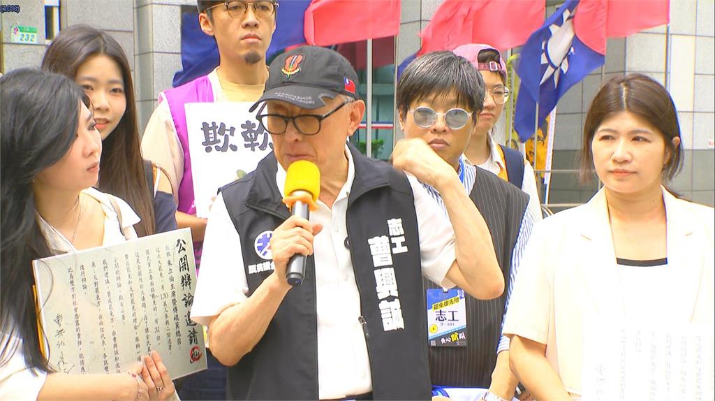 明訂辯論規則徐巧芯竟嗆毛一堆? 曹興誠反擊:low跟孬超乎想像