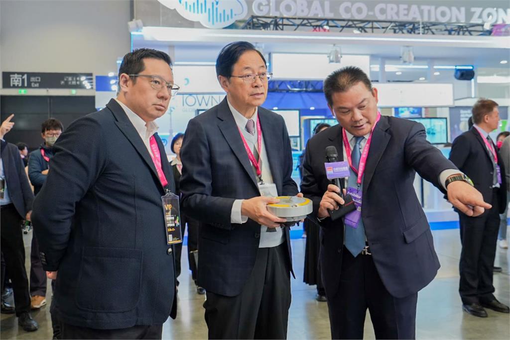 大秀AI創新!搶攻低空經濟、智慧停車、智慧照護三大商機