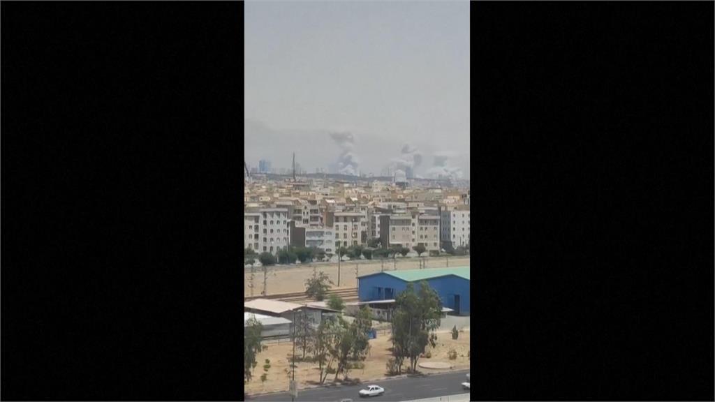 以軍空襲福爾多、伊文監獄　哈米尼續隱身　兒子或成繼任者