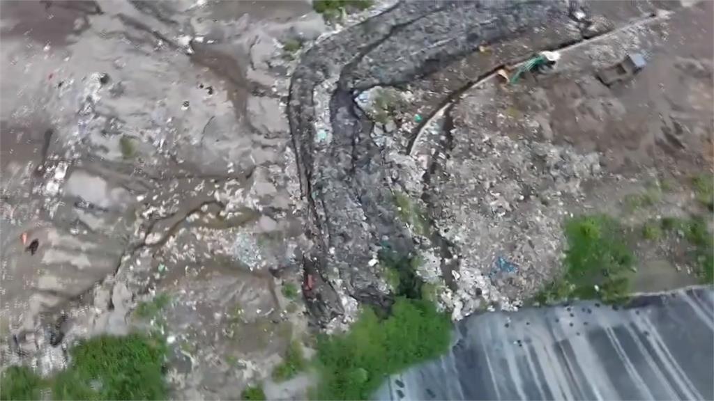 台中大里垃圾山！剩餘容量９萬噸變２６萬噸　綠議員怒批：根本在玩數字遊戲