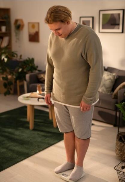 男子突然會通靈報明牌?醫:病態性肥胖造成 開完刀「神力」消失