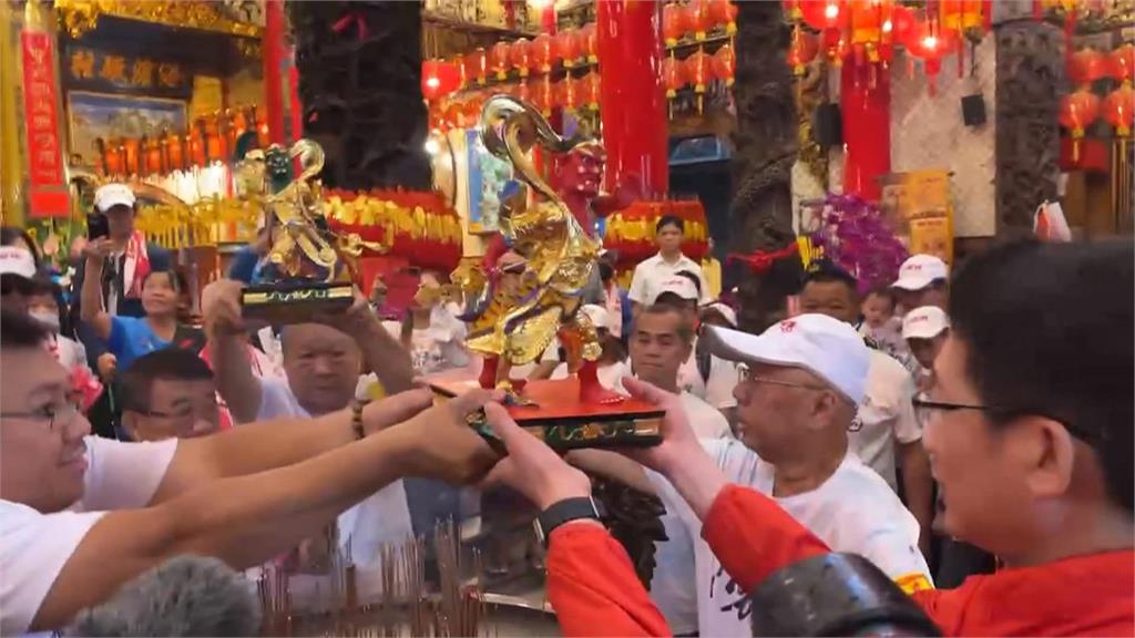 揹媽祖上大武活動登場 102位好漢後天攻頂!山神與海神的世紀相遇