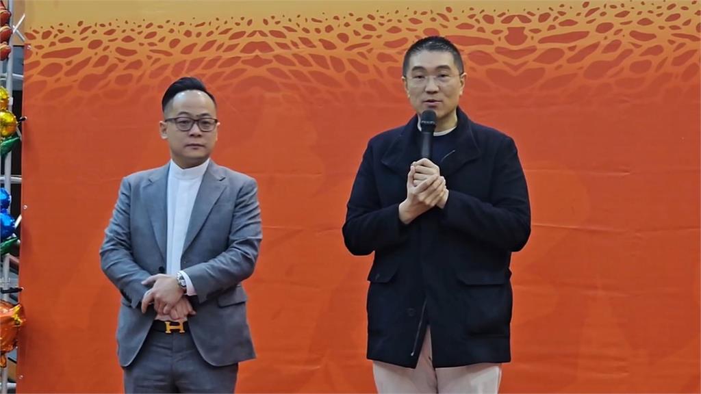 掛看板「基隆不能再等」　童子瑋轟謝國樑：各項民調都很不好