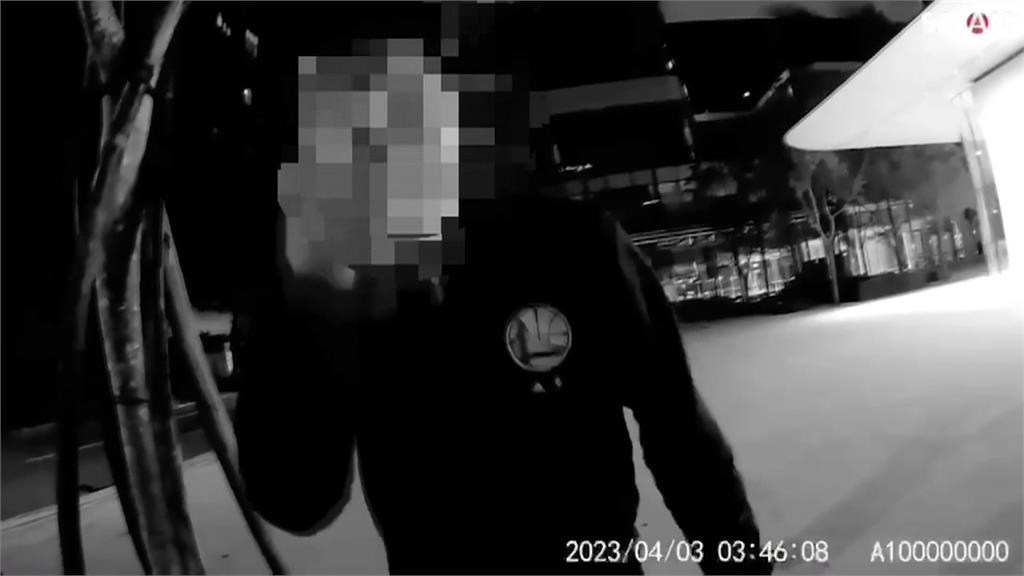 行人地獄！信義區違規穿越馬路被罰　酒醉？男子竟對警嗆聲