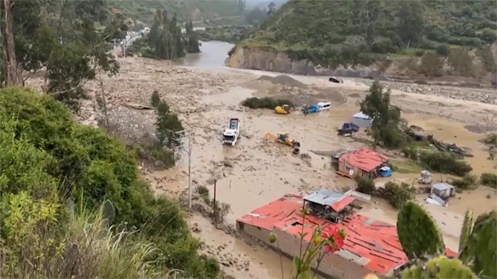 祕魯雨季釀災土石流斷跨國公路 23名外國遊客一度受困