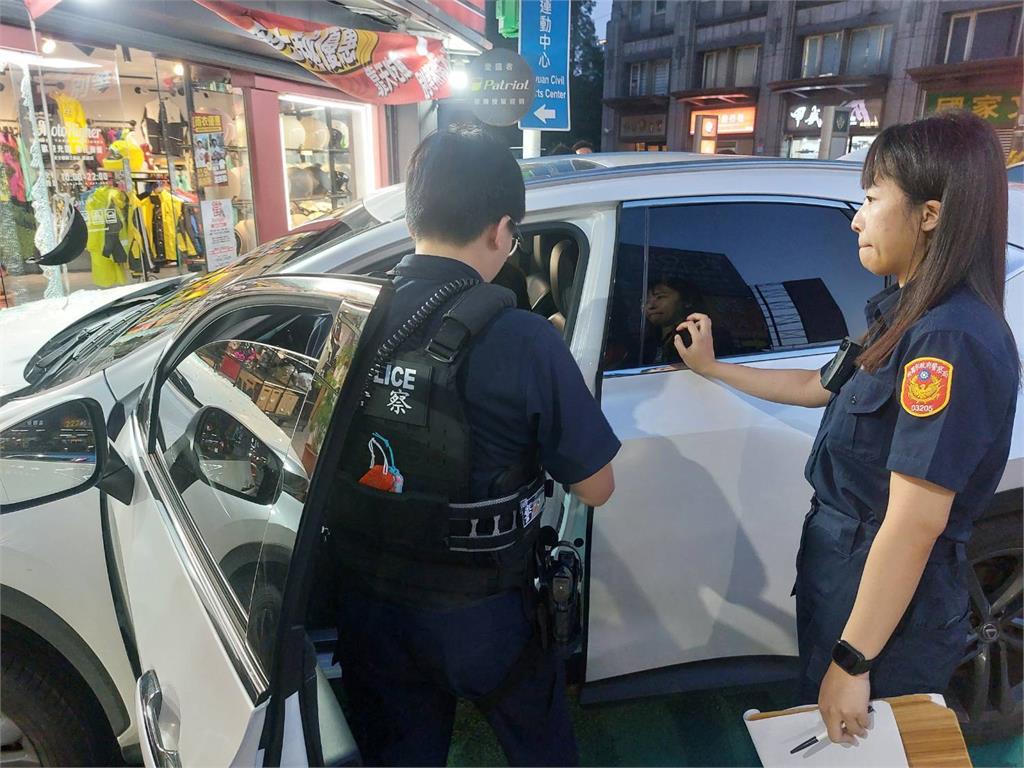 諷刺！桃園女毒駕遭起底是「育兒網紅」　載三歲娃撞車又撞店