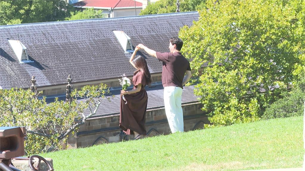 獨／街頭搭訕恐非豔遇是詐騙　駐澳官網宣導「慎防假交友」