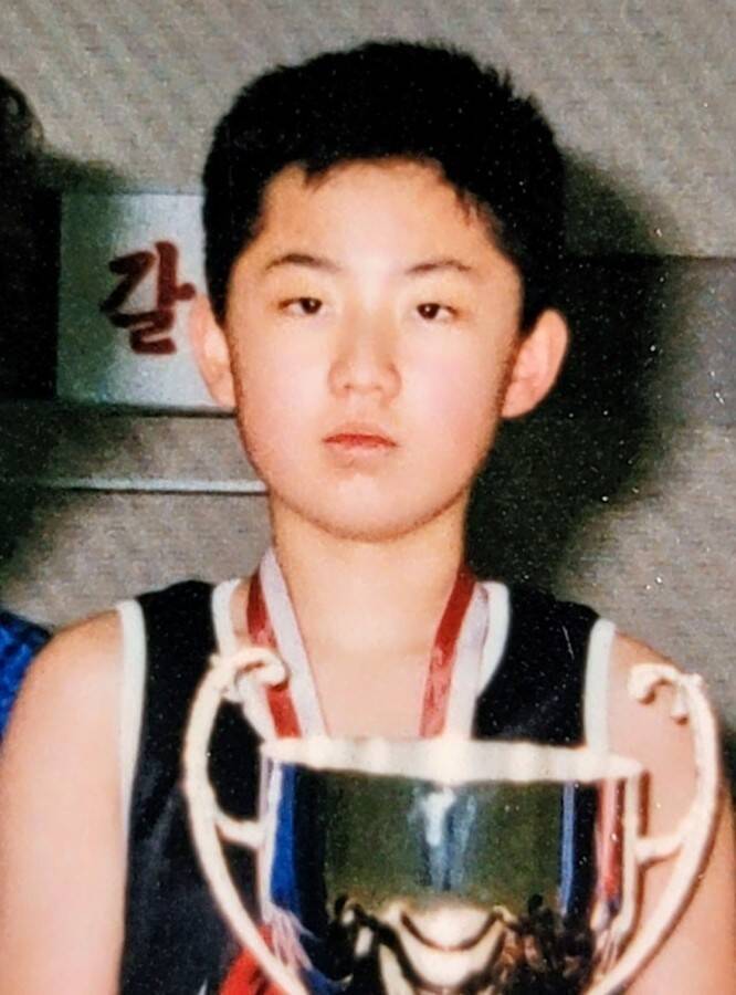 金正恩「13歲超帥正面照」首曝光　親戚曝「1原因」開始打籃球