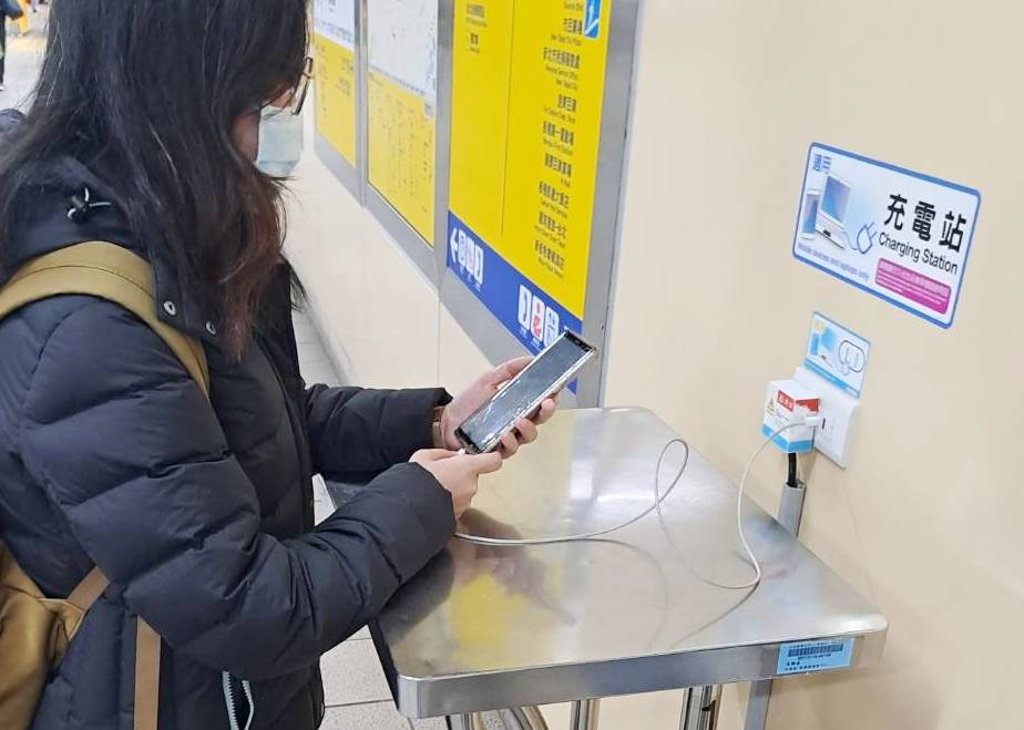 不只借傘「北捷1隱藏神物」也免費!過來人曝經歷「一票女生狂讚」:救星