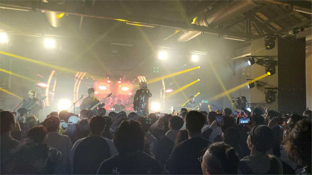 台灣樂團專題／看重金屬Live怎麼玩你知道嗎？血肉果汁機揭秘表演現場的4大玩法