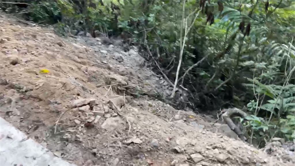 宜蘭抹茶山提前驗收開放　山友曝斷崖沒護欄、公廁沒水