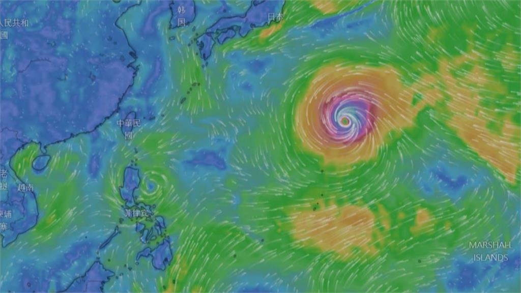 白海豚減弱成中颱「路徑2劇本」曝光　鯨魚將生成恐遭併吞