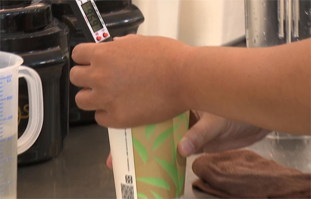 台南手搖飲挑戰者+1！　品牌主打「萃茶機」科學沖泡法