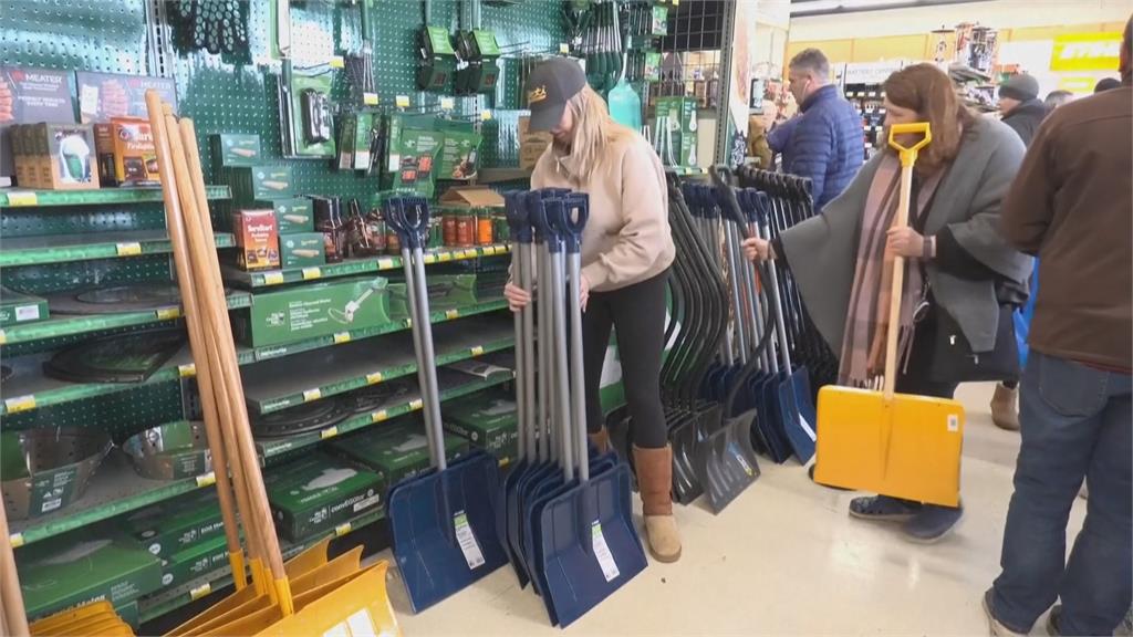 美冬季風暴20州進入緊急狀態　5萬次航班取消