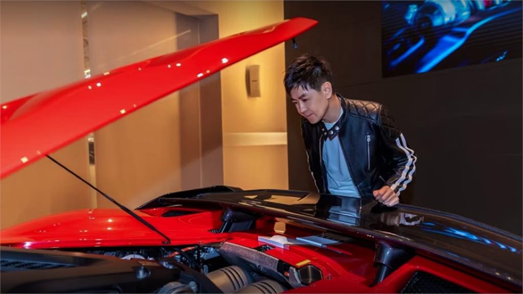 林志穎豪砸2億購入「新世代馬王」！衝法拉利總部「交車F80」全台第1人