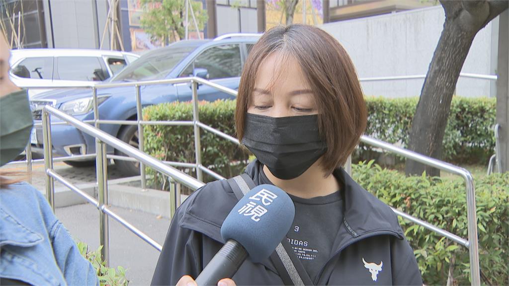 駕訓班改造敞篷車 練車瞎趴視線無死角