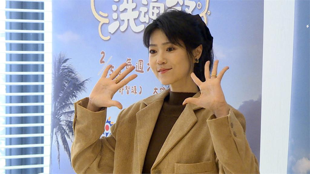 曹雅雯深夜突PO「爸爸打氣影片」!生前1句話暖哭她:這歌喉是你給我的