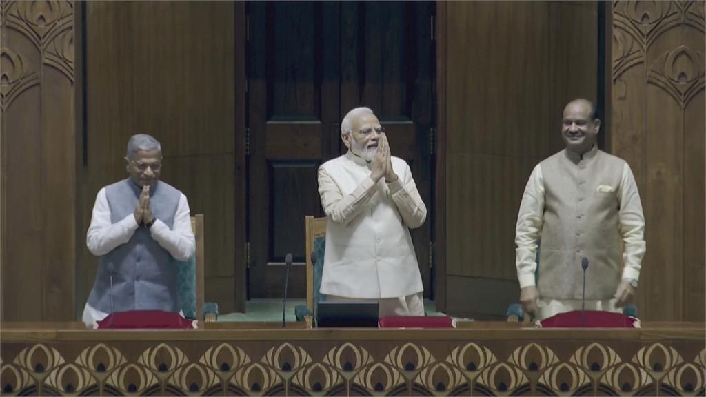 印度總理莫迪為新國會大廈揭幕　反對黨以沒邀請總統為由拒出席