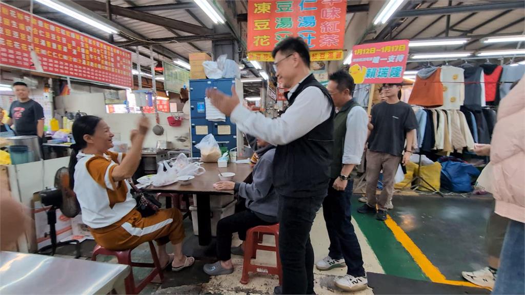 衝刺高雄市長初選! 賴瑞隆"狂打陸戰"博感情