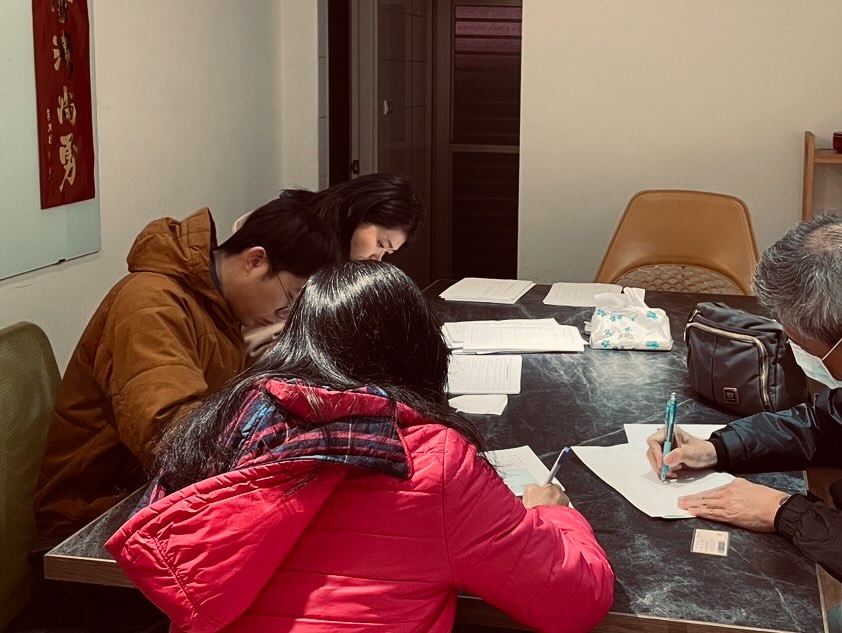 快新聞／罷免二階起跑！張志豪「服務處轉為連署站」 　單日湧逾60人簽署