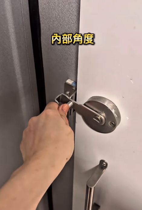 玉兔控花博廁所「超危險」！門鎖遭陌生男闖入喊： 設計漏洞