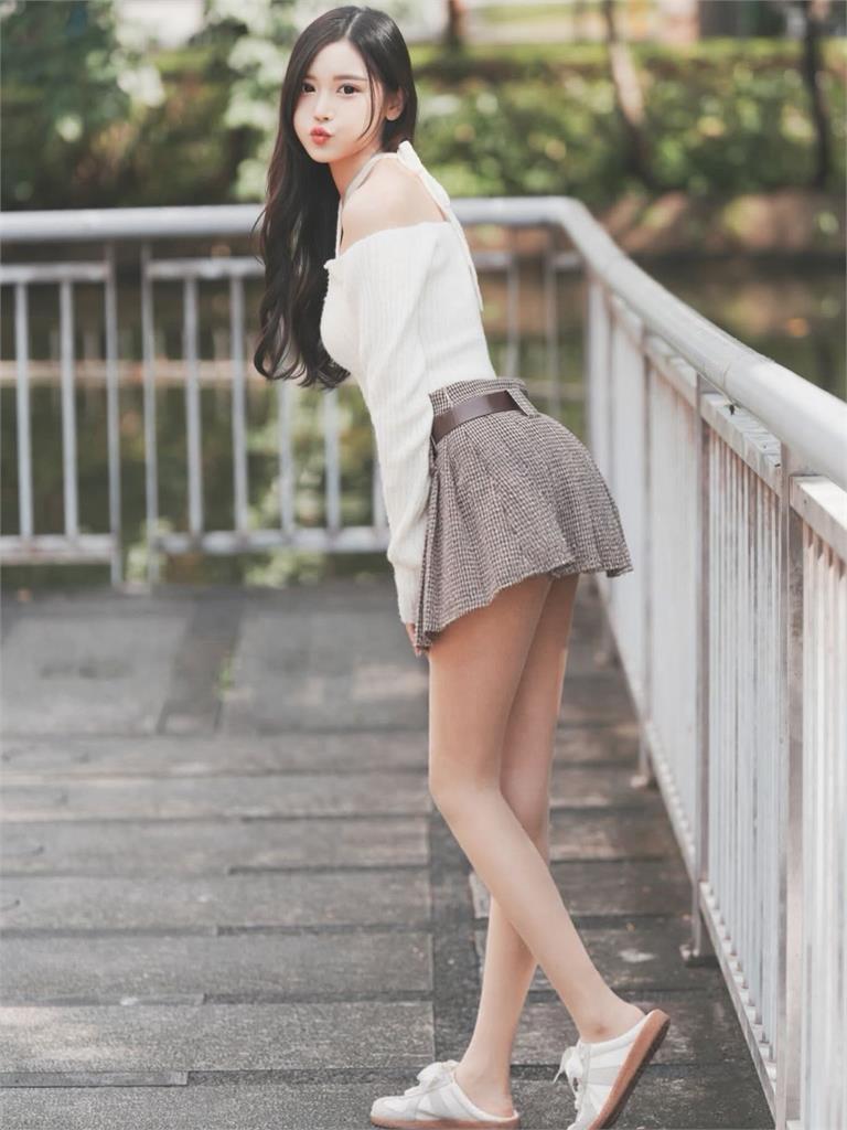 藍議員「月砸25萬」包養九頭身網紅！她爽收包包「秒踹掉前男友」身分曝