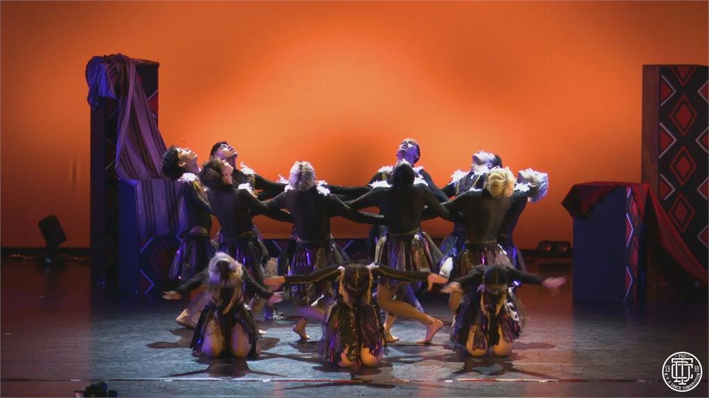 體現力與美！13位原民男女熱舞震撼全場　結合「部落特色編排」超吸睛