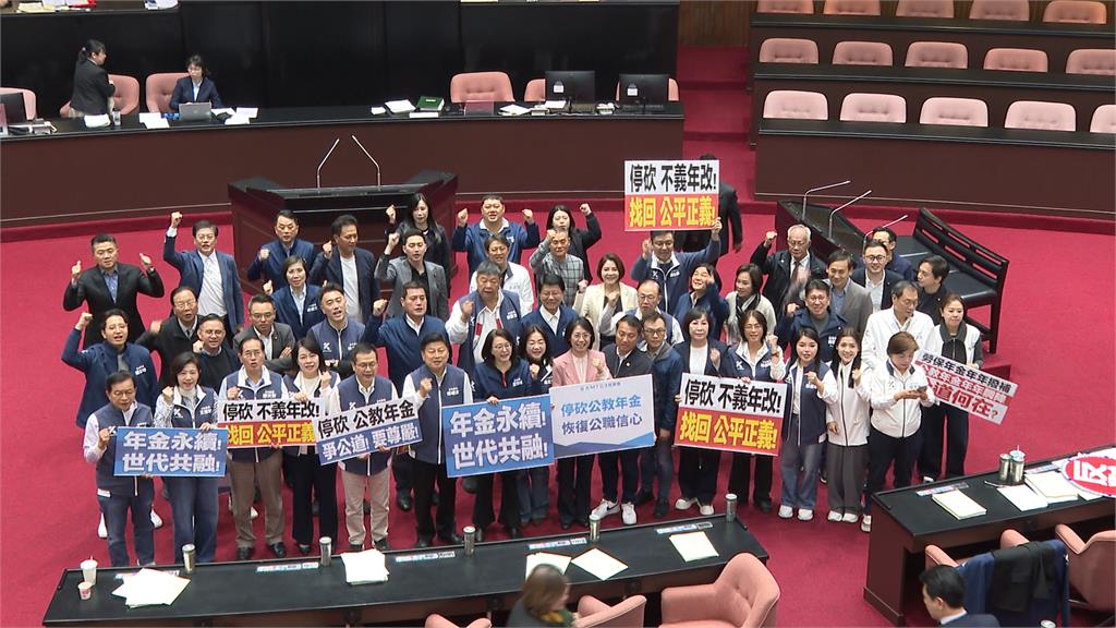 政院拍板農民退休儲金2.0　民進黨籲藍白：兼顧農工