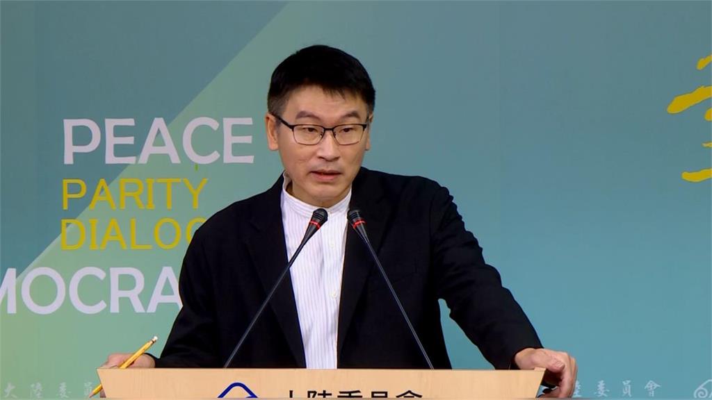 梁文傑「脫掉工作制服」私下狀態超反差！網虧「甜笑愛妻專屬」林楚茵認證了