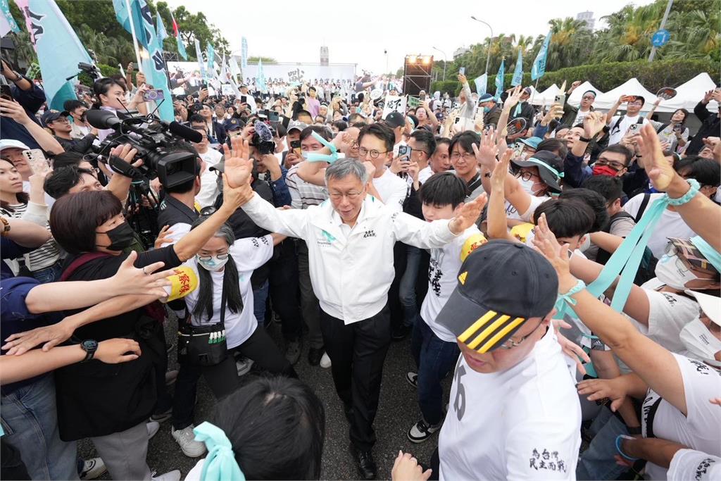 柯文哲一審遭判17年「柯黑大出動」!昔學生爆他會「自稱朕」:叫別人太監、宮女