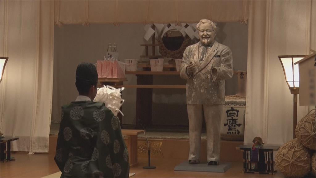 阪神虎奪冠打破魔咒 肯德基爺爺雕像送神社供奉