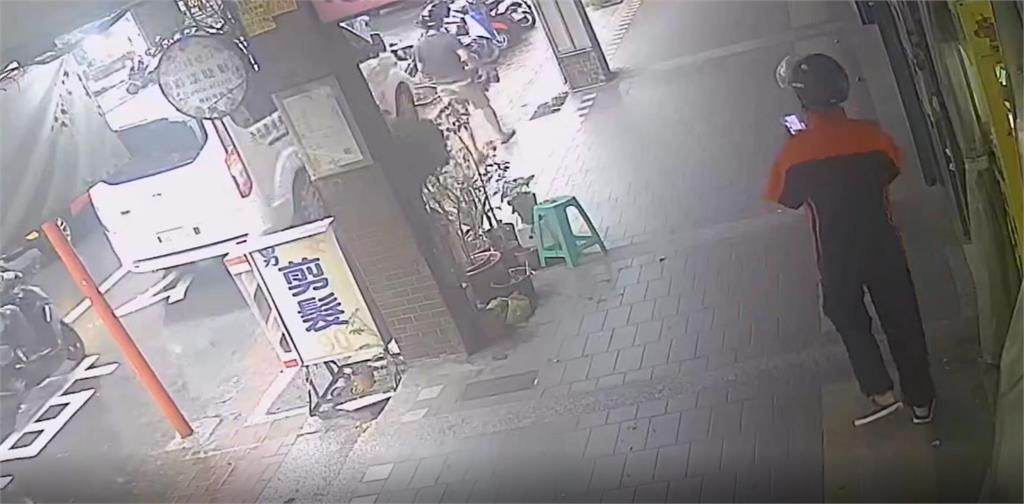 土城男「殺妻前1刻」凶殘釀車禍!狂踩油門「加速追撞」監視器畫面曝光