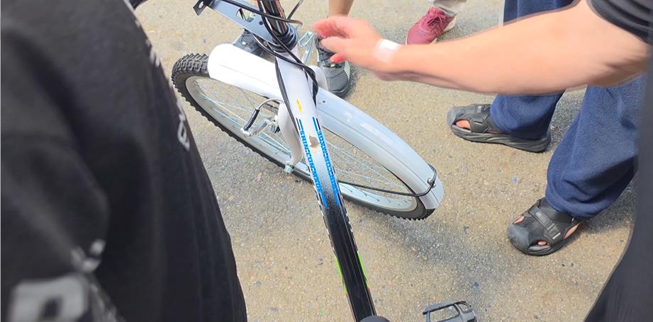 球棒隊出沒? 少年相約同學打球 爆擦撞糾紛"眼鏡被砸破"