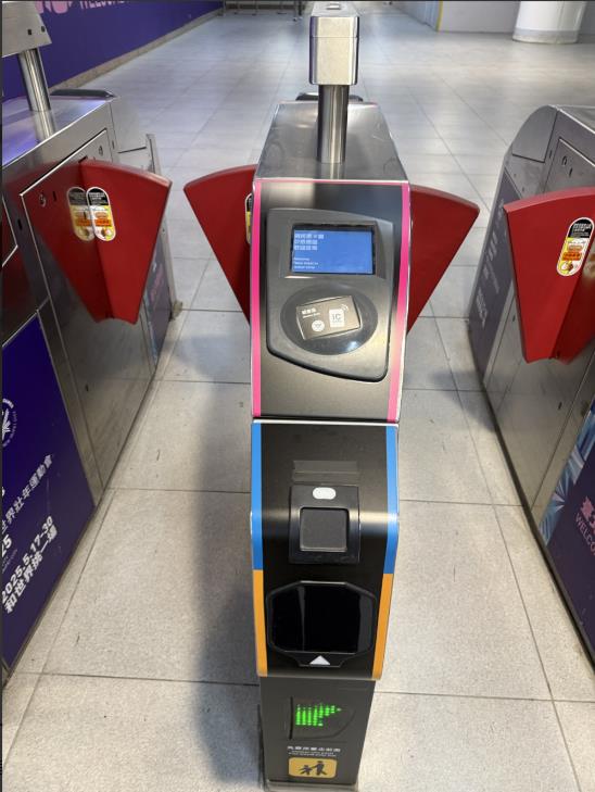 台北捷運即將告別悠遊卡時代！明年「這時」將開放手機「嗶」進站