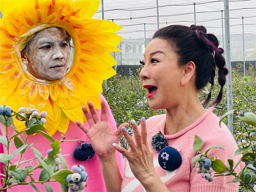 楊繡惠體驗吃藍莓!直呼「回春」秀出年輕照猶如楊紫瓊在節目曝光