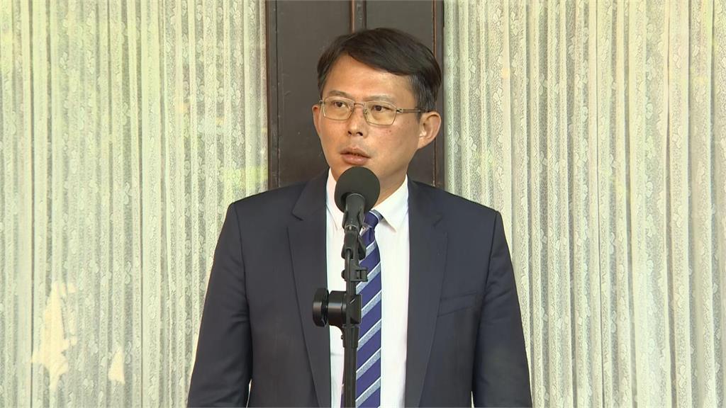 起訴柯文哲/黃國昌嗆「功在黨國」轟北檢!一排藍勾勾開酸「偷笑齁」:快登基了