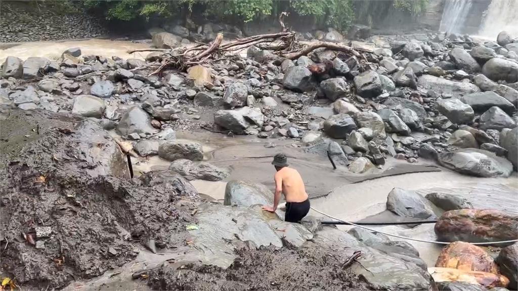 新竹山區午後大雨　竹37縣道黃色泥水沖刷一度雙向中斷